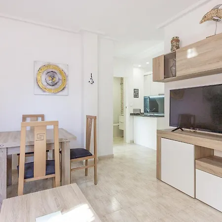 2 Bedroom In * Τορεβιέχα