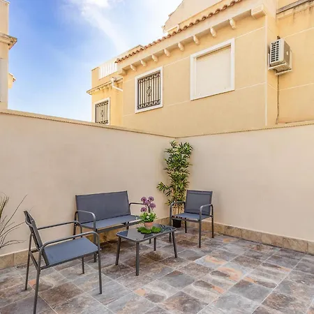 2 Bedroom In Διαμέρισμα